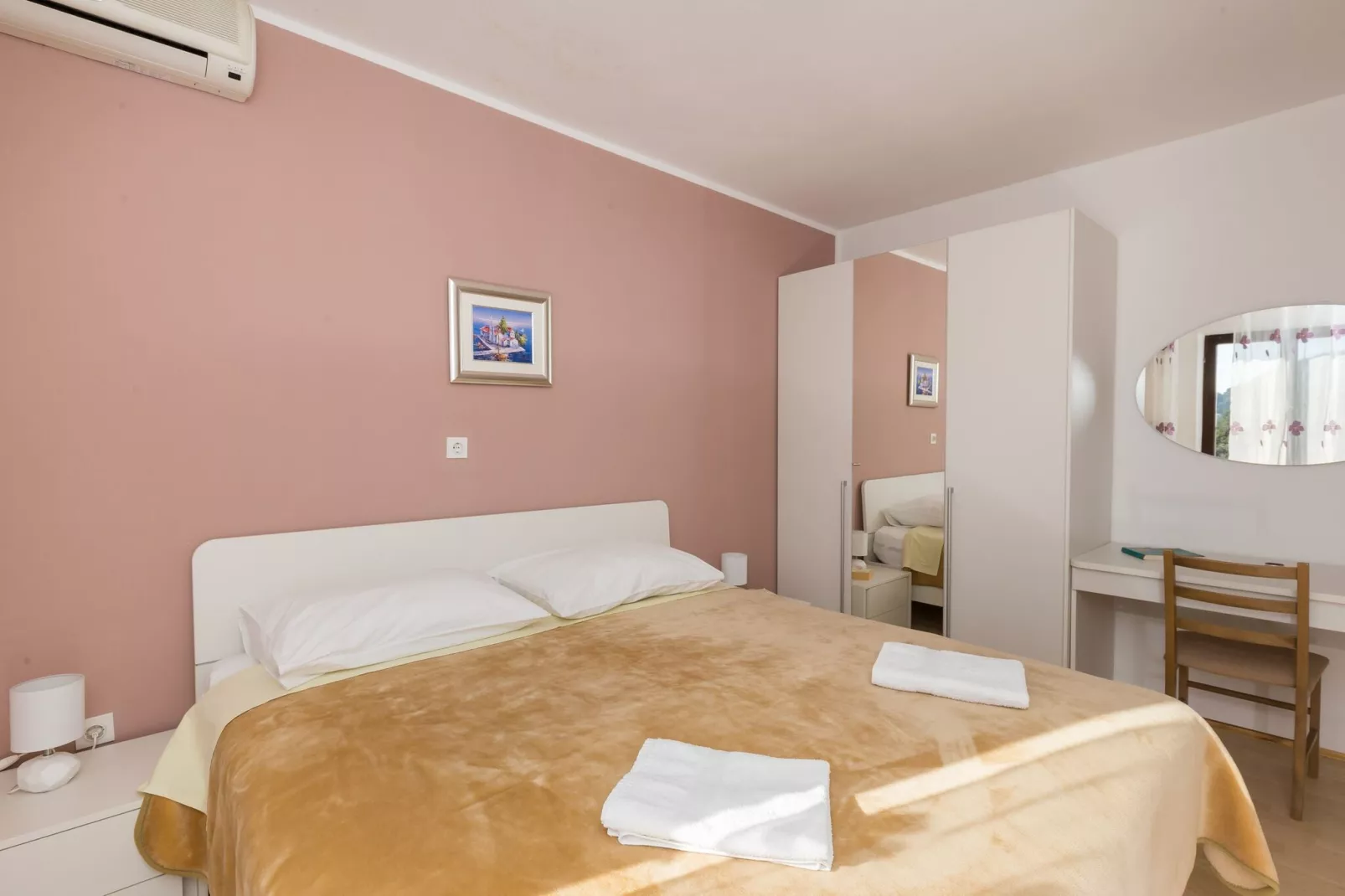 Apartment & Rooms Villa Katarina - Double Room with Shared Balcony 1-Bedroom