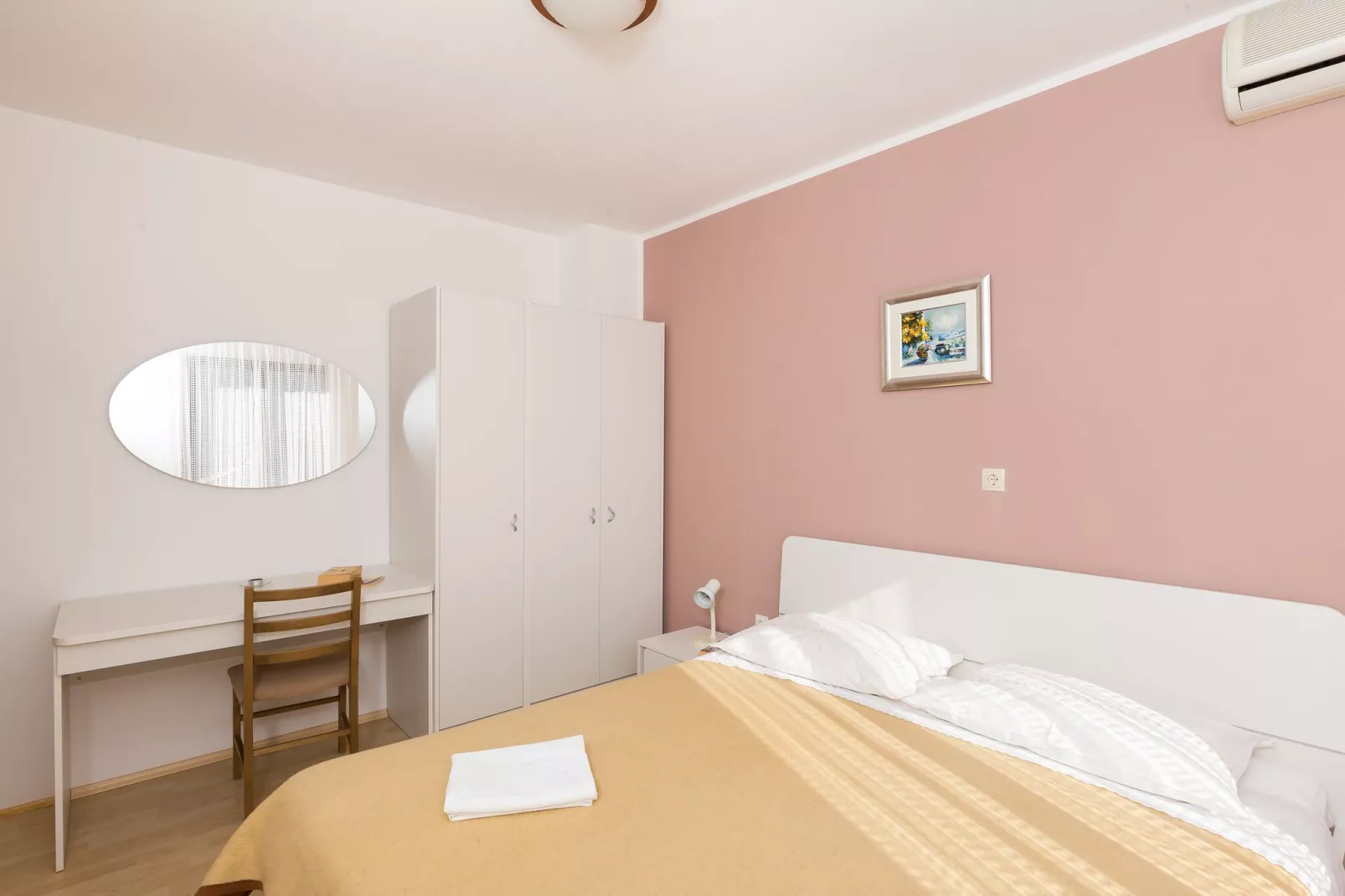 Apartment & Rooms Villa Katarina - Double Room with Shared Balcony 1-Bedroom