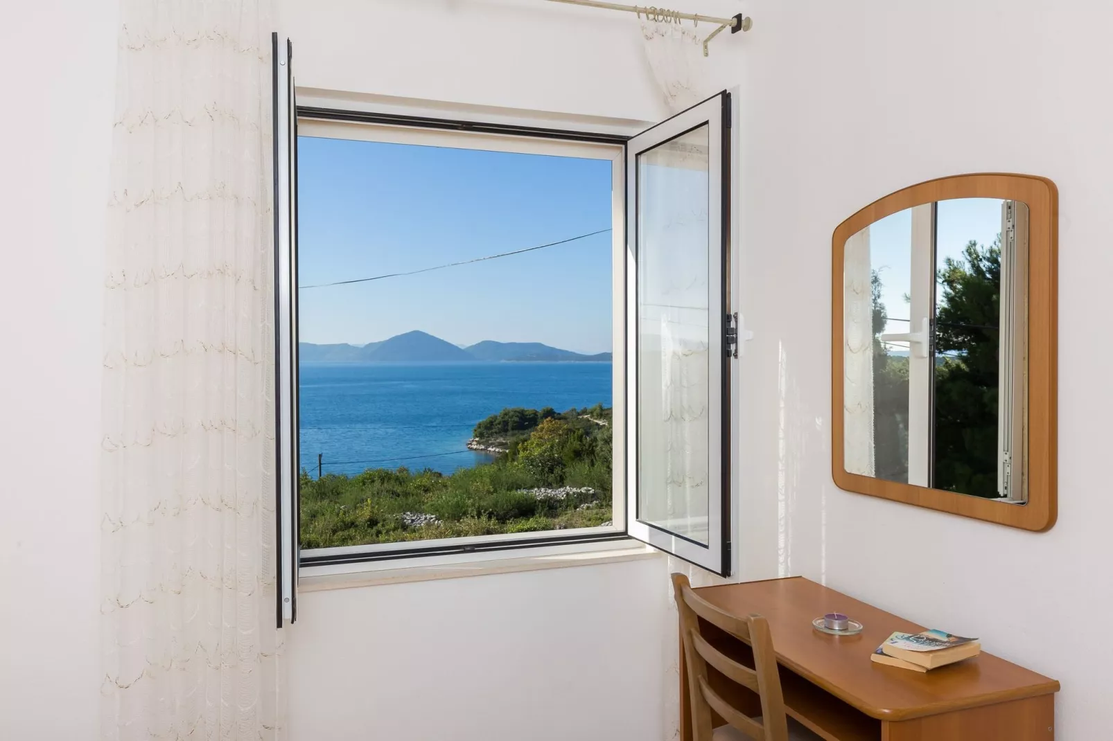 Apartment & Rooms Villa Katarina - Double Room with Shared Balcony 1-Bedroom