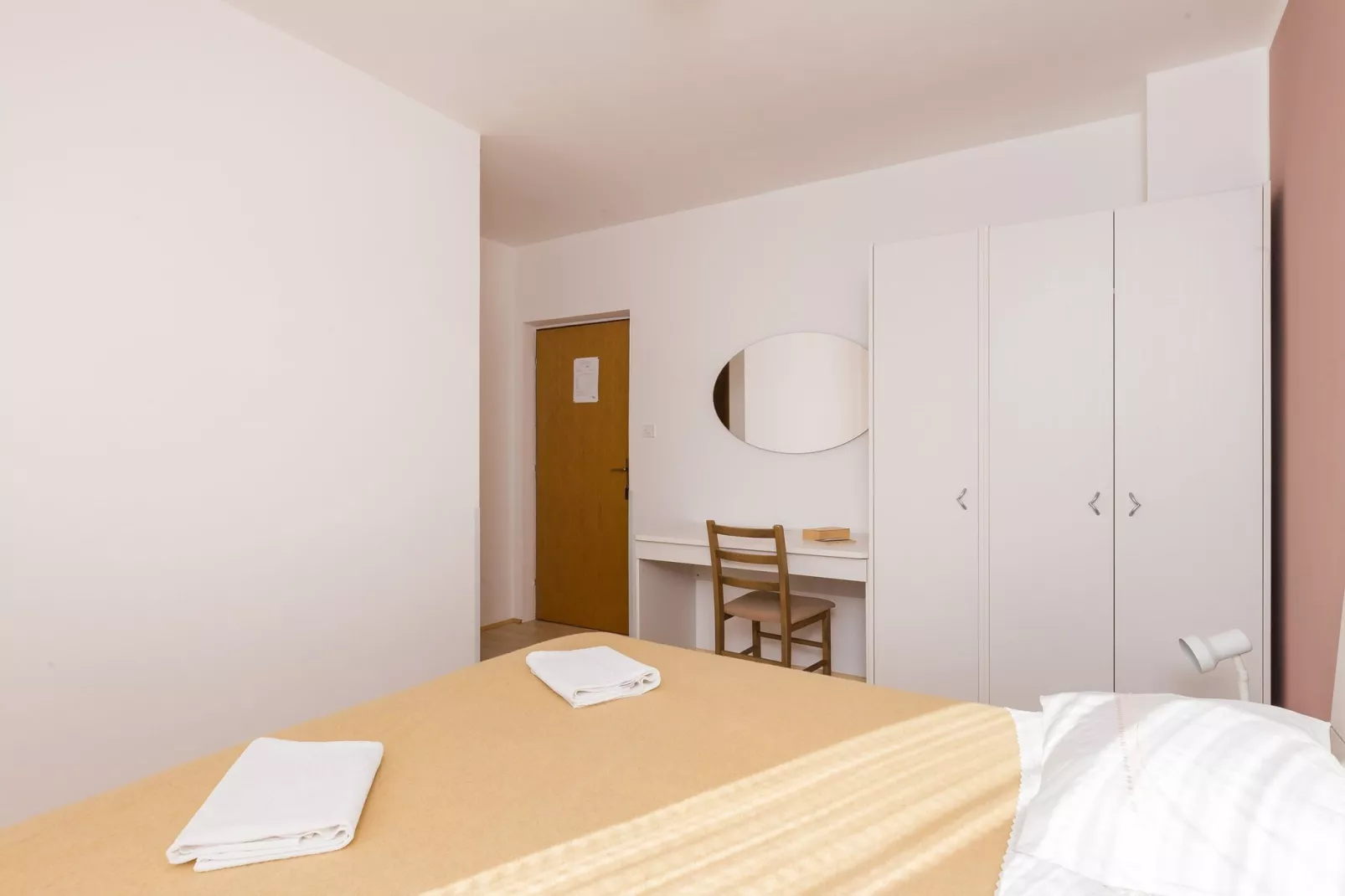 Apartment & Rooms Villa Katarina - Double Room with Shared Balcony 1-Bedroom