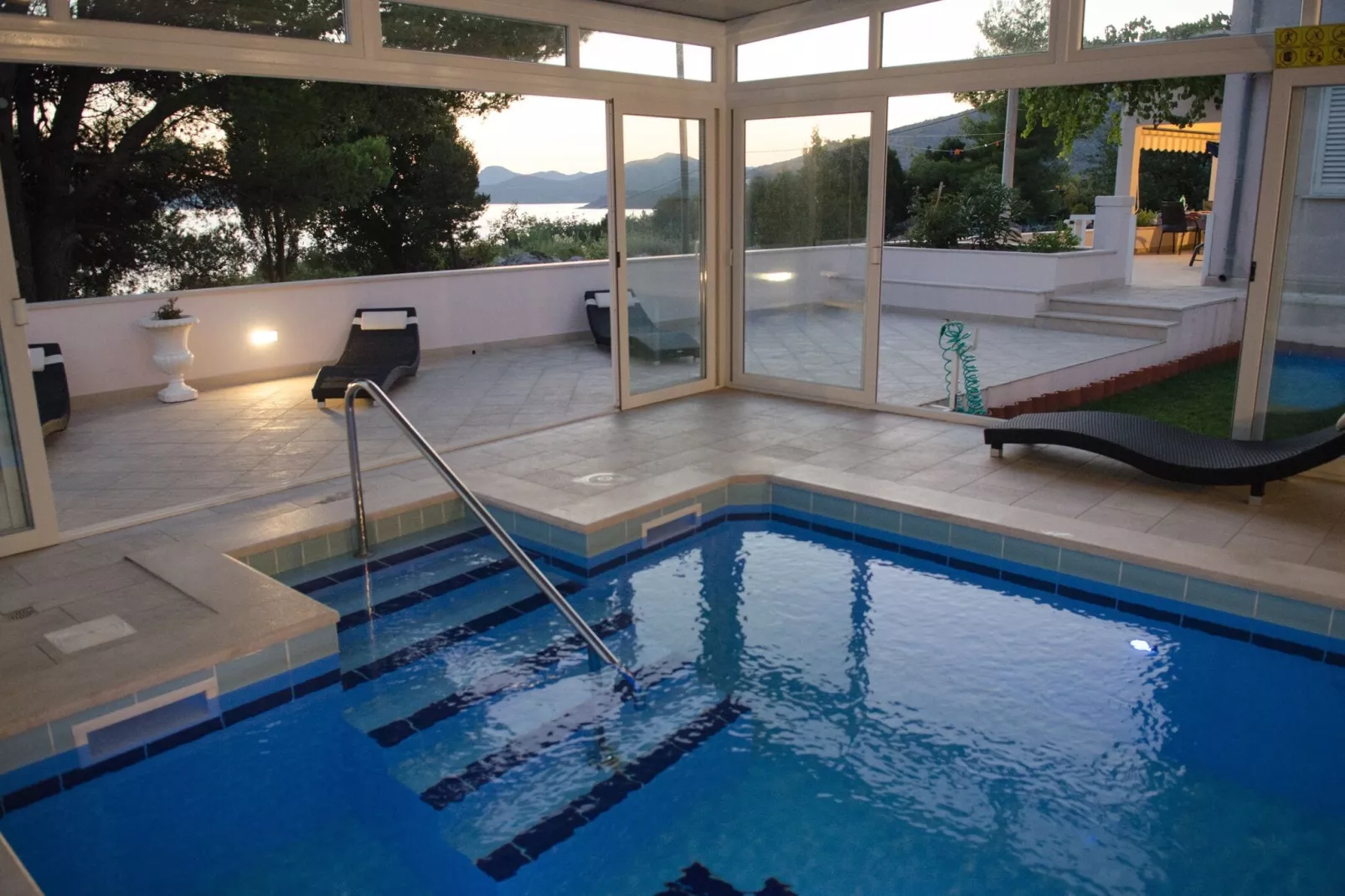 Apartment & Rooms Villa Katarina - Double Room with Shared Balcony 1-Pool