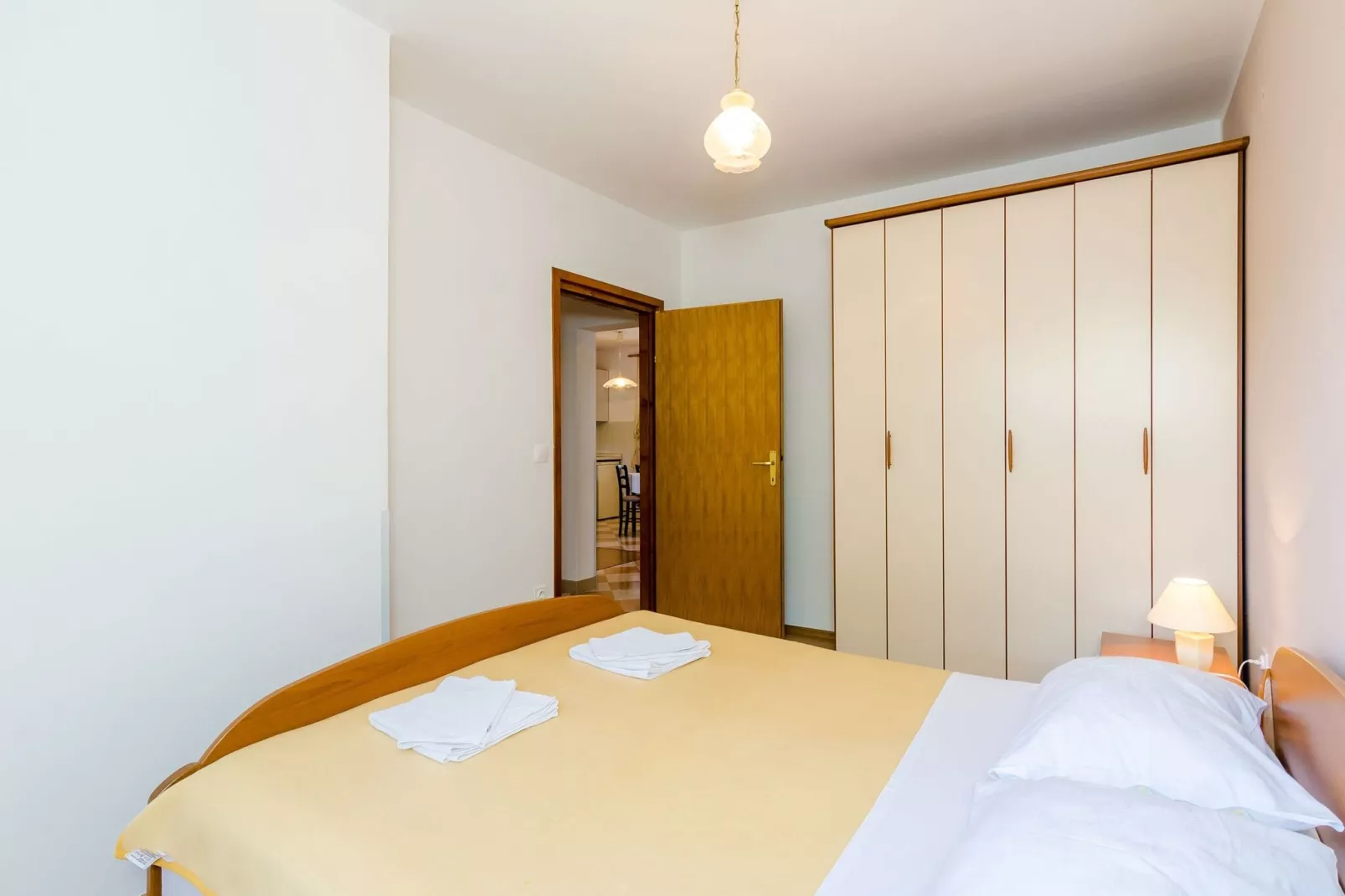 Apartment & Rooms Villa Katarina - One Bedroom Apartment with Terrace and Sea View-Chambre