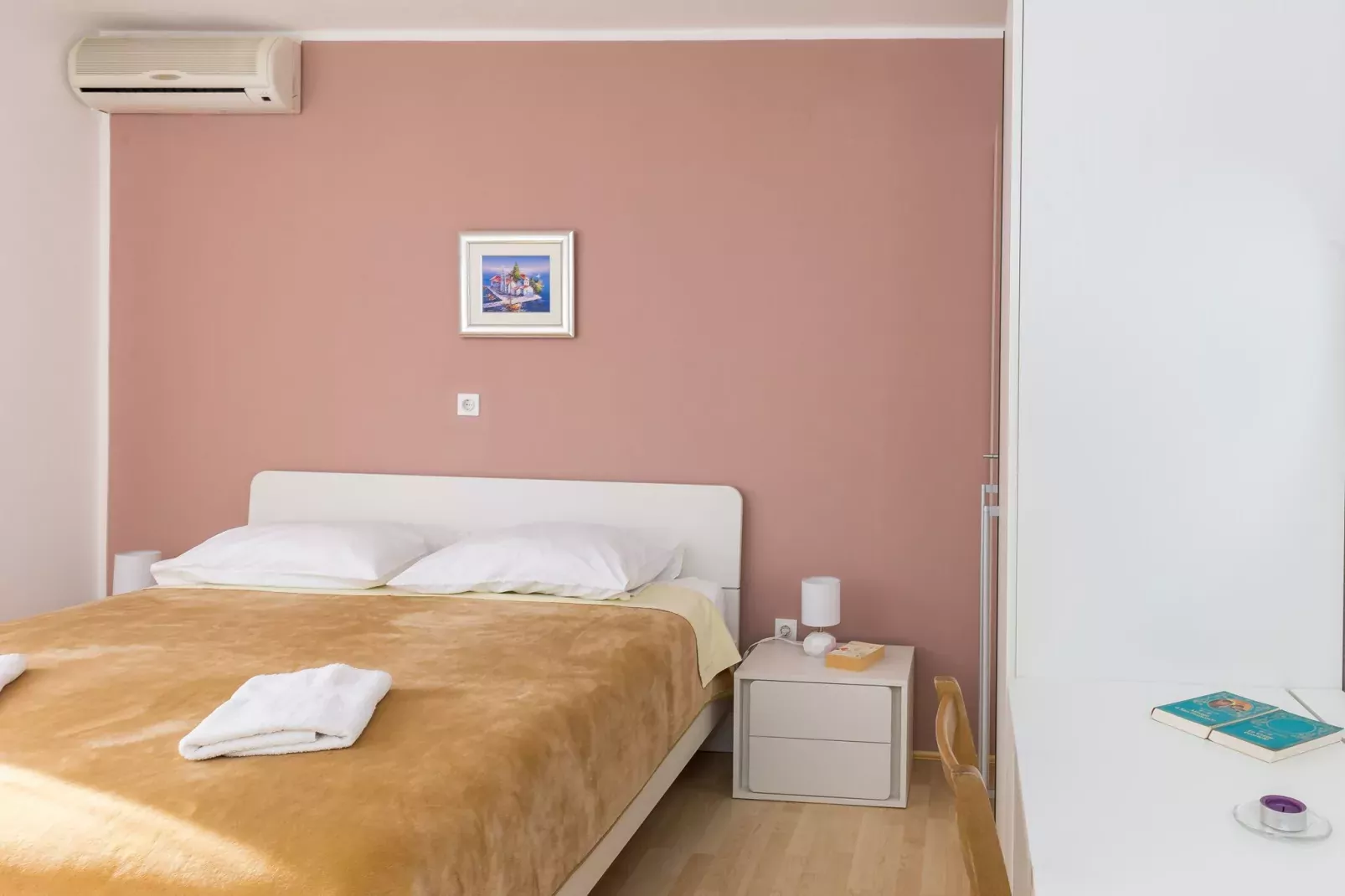 Apartment & Rooms Villa Katarina - Double Room with Shared Balcony 2-Indoor