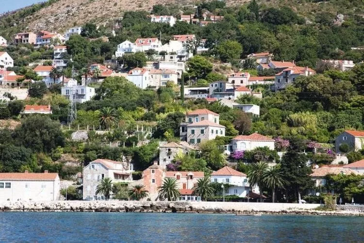 Apartment Jele - Two Bedroom Apartment with Balcony and Garden View-View