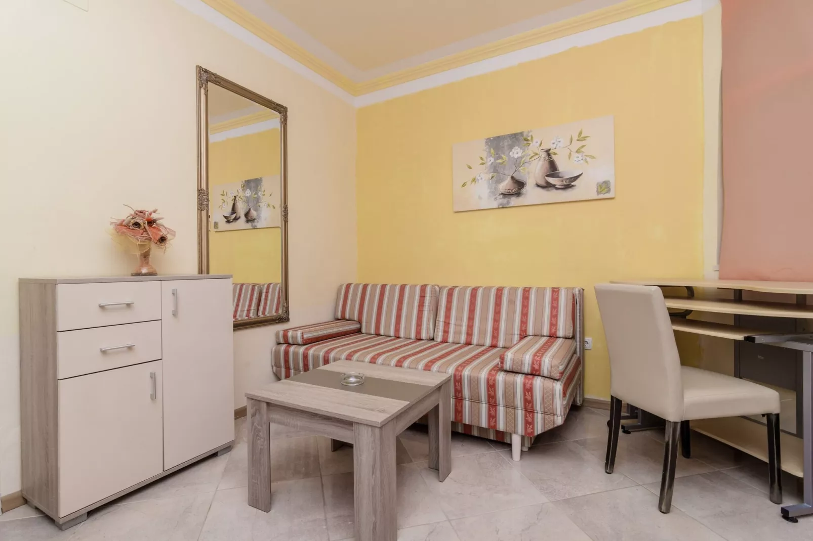 Hotel Pansion Villa Antonio - Standard Triple Room  10-Indoor