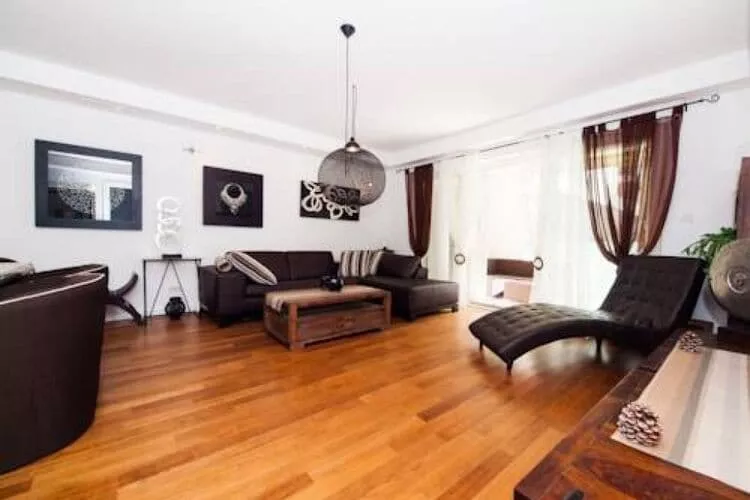 Apartment Vesna - Superior Three Bedroom Apartment with Balcony-Wohnzimmer