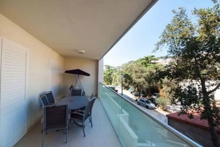 Apartment Vesna - Superior Three Bedroom Apartment with Balcony-Terrassenbalkon