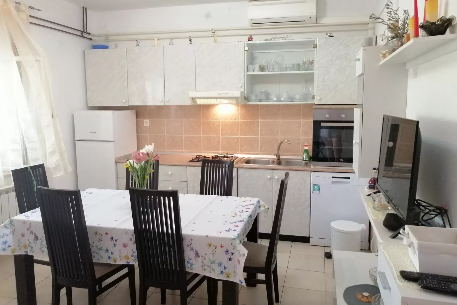Apartments Marita - One Bedroom Apartment-Cuisine