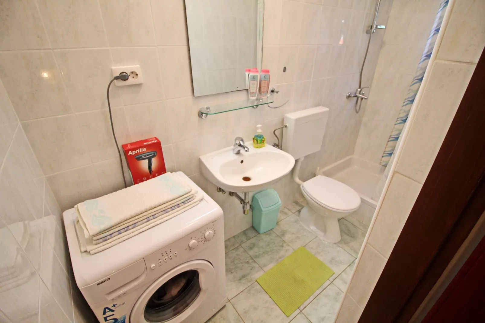 Apartments Marita - Two Bedroom Apartment-Badezimmer