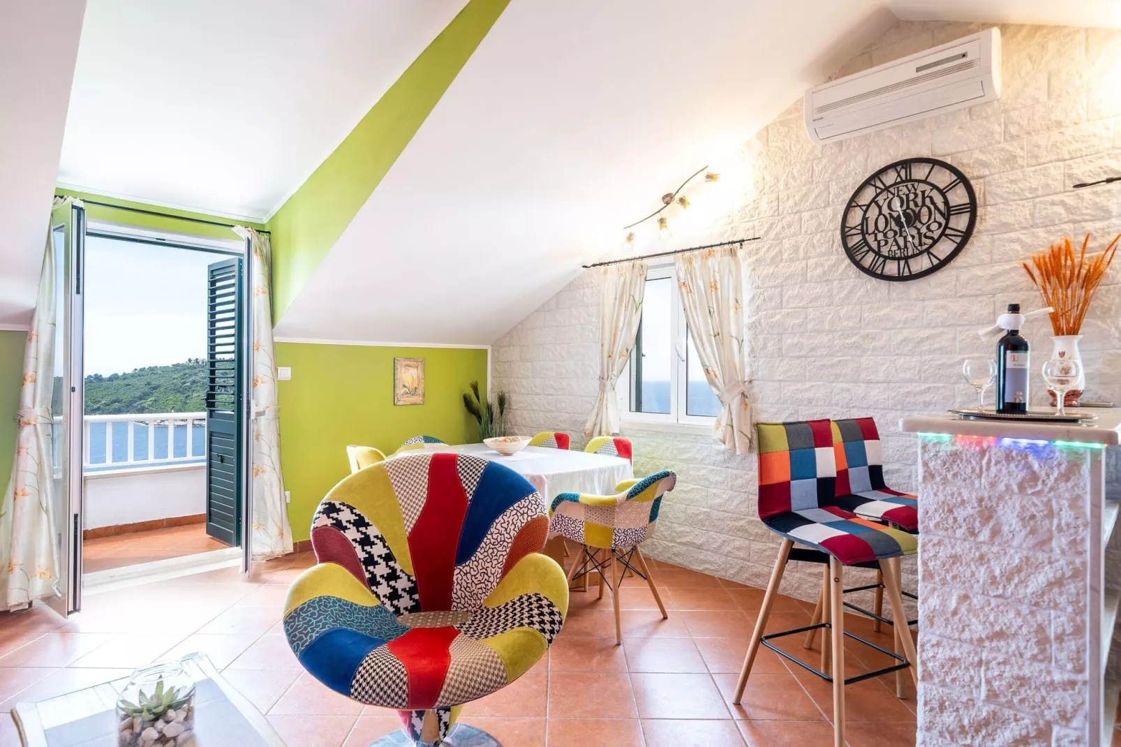 Villa Adrian - Six Bedroom Villa with Swimming pool and Sea View-Living room
