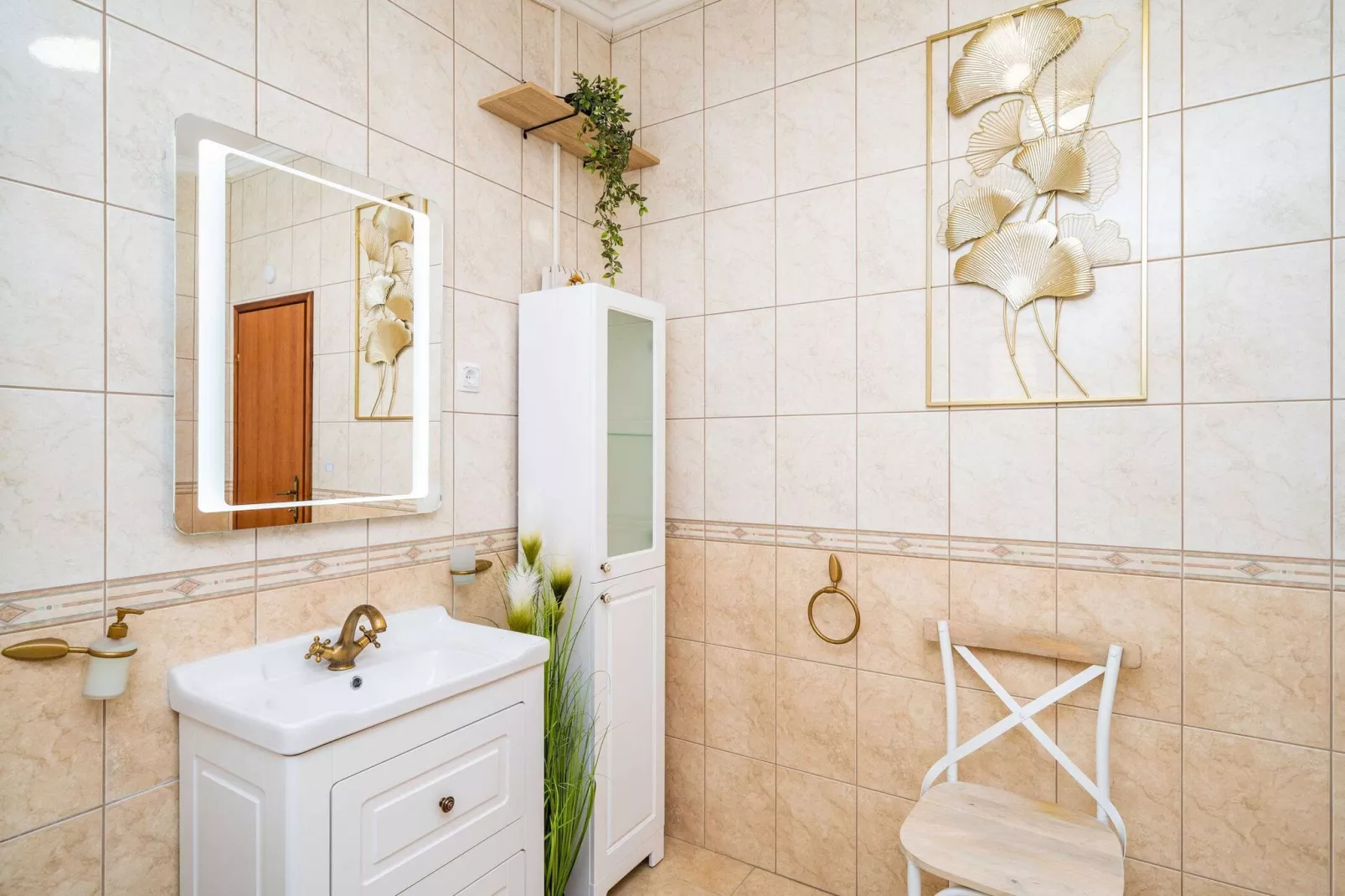 Villa Adrian - Six Bedroom Villa with Swimming pool and Sea View-Bathroom