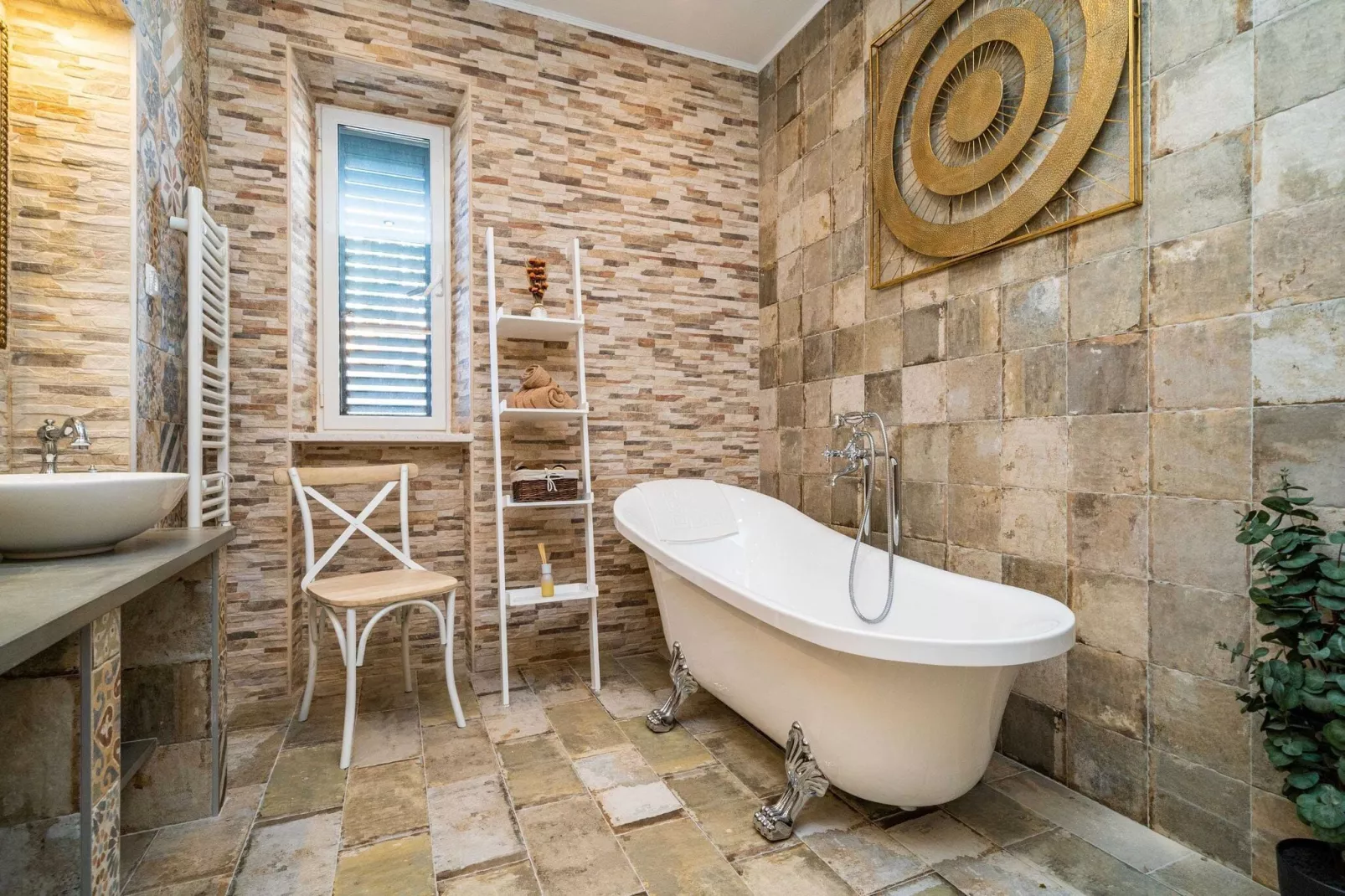 Villa Adrian - Six Bedroom Villa with Swimming pool and Sea View-Bathroom