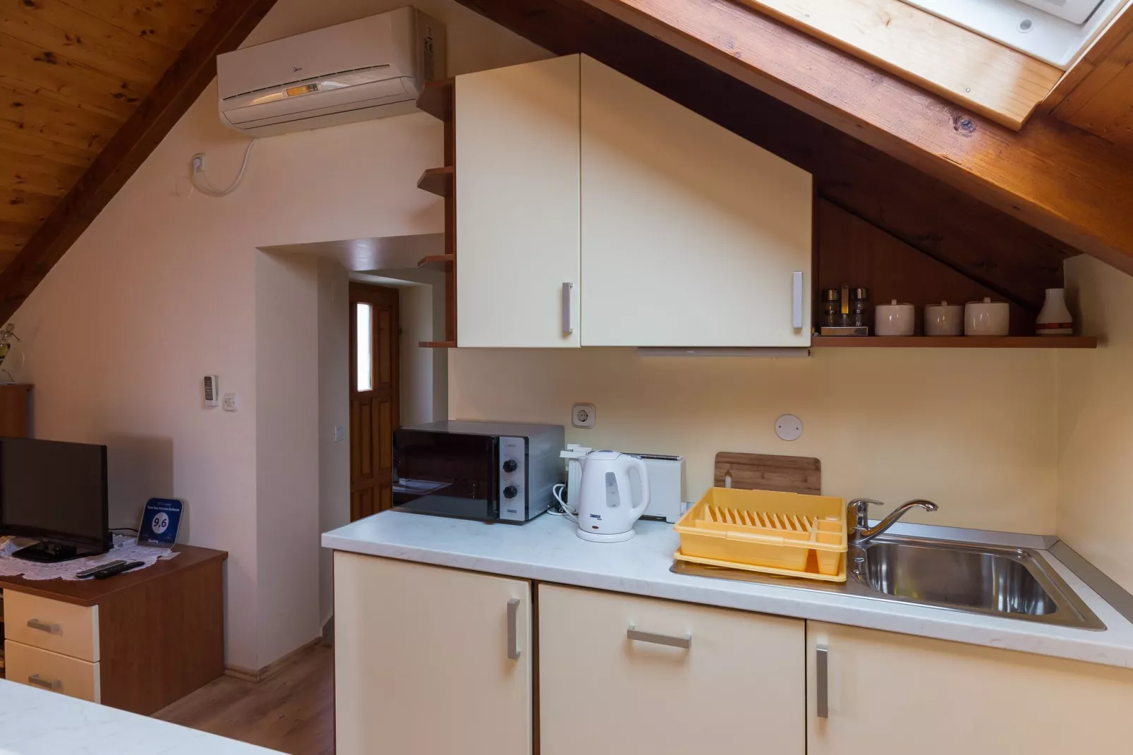 Country House Bakicevo - Two Bedroom Apartment with Terrace-Kitchen
