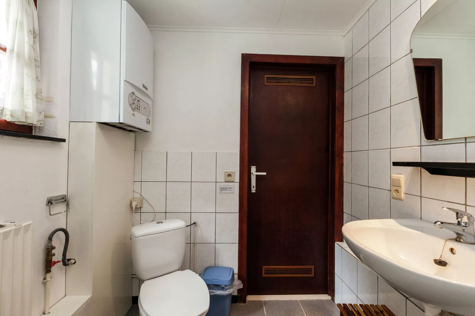 Domaine De L'Ecureuil 4-Bathroom