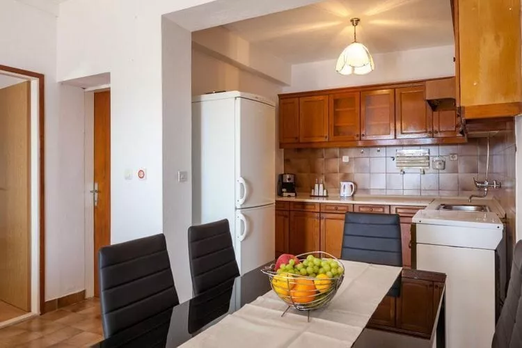 Apartments Nena (ST) - One Bedroom Apartment with Terrace and Sea View (A4)-Kitchen