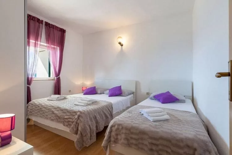 Apartments Nena (ST) - One Bedroom Apartment with Terrace and Sea View (A4)-Bedroom