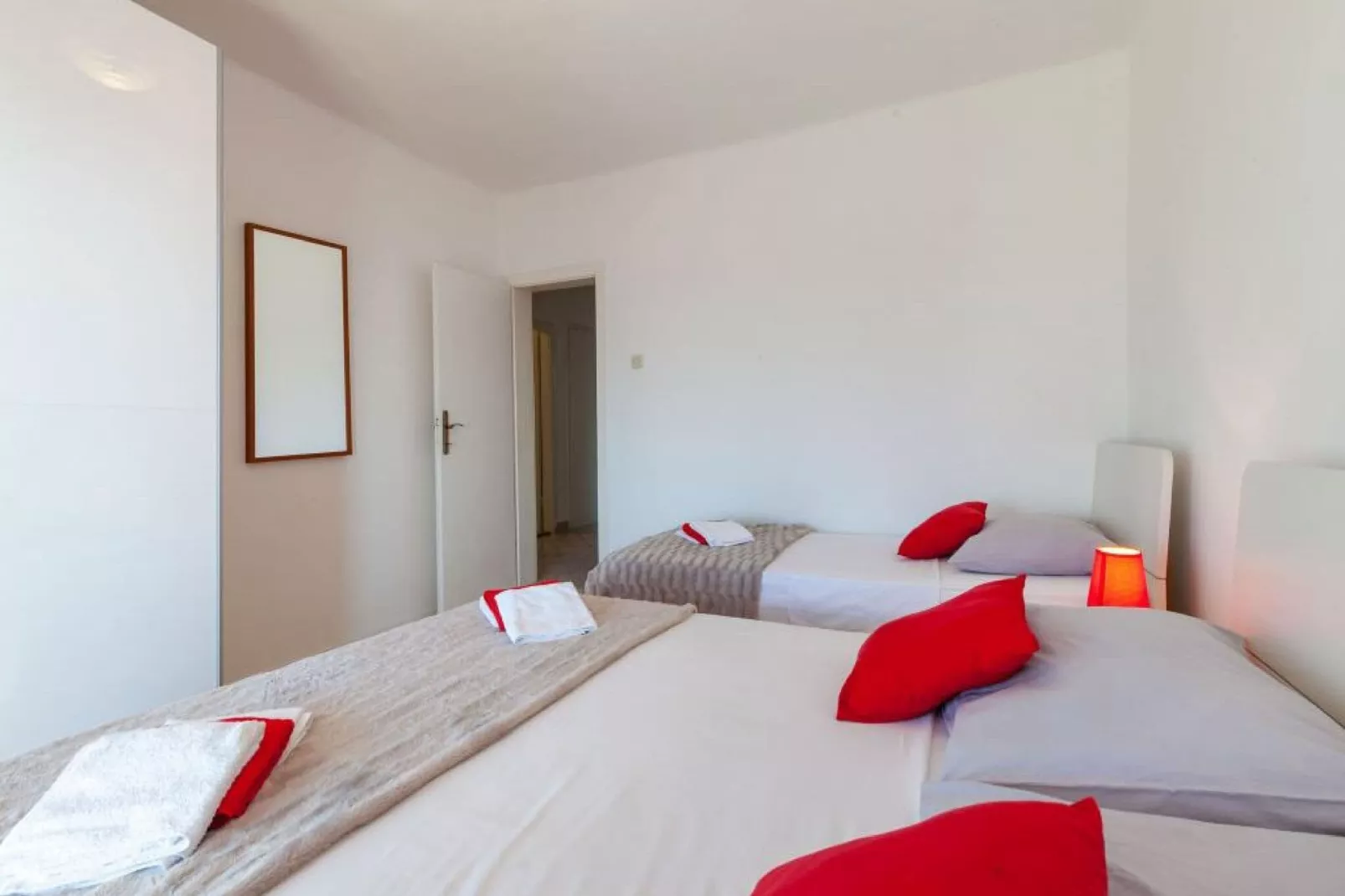 Apartments Nena (ST) - Two Bedroom Apartment with Terrace and Sea View (A3)-Bedroom
