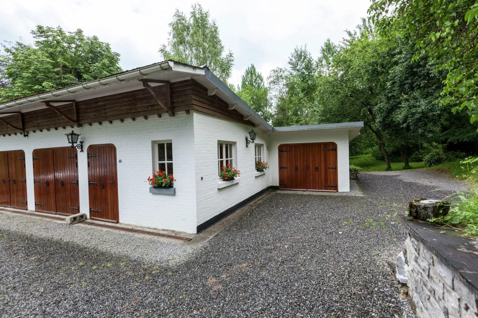 Trou de Reinard- Domaine Ecureuil-Außenbereich Sommer