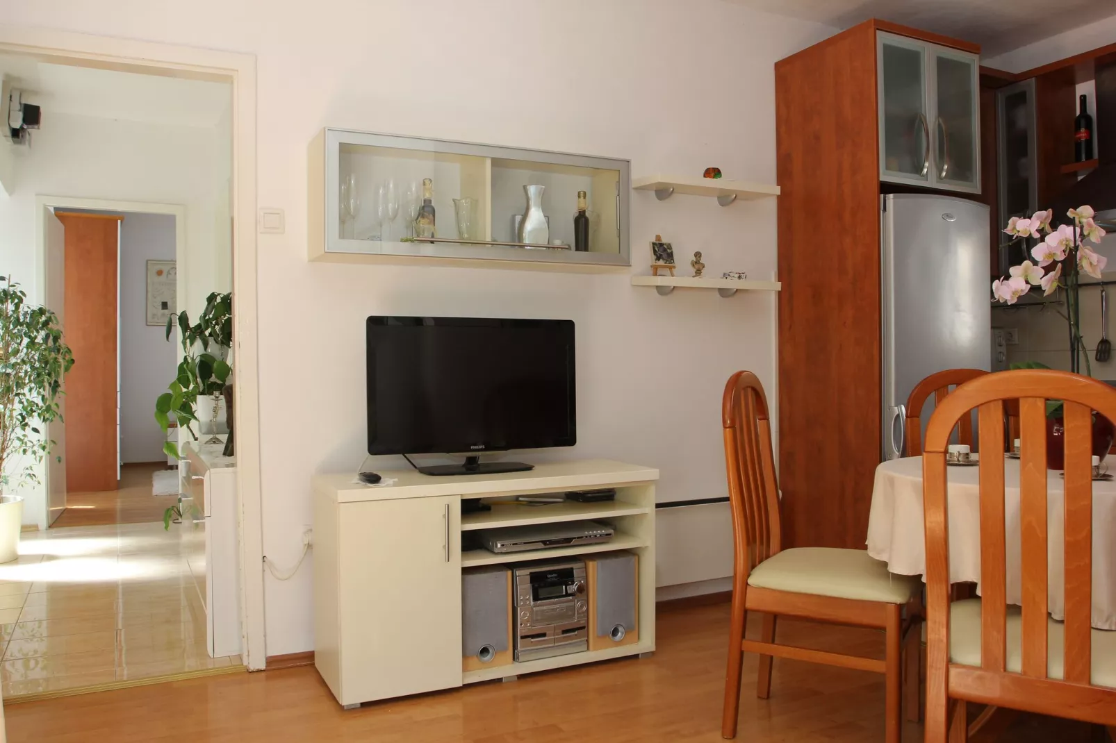 Holiday House Granny Mary - Two Bedroom Holiday Home (ST)