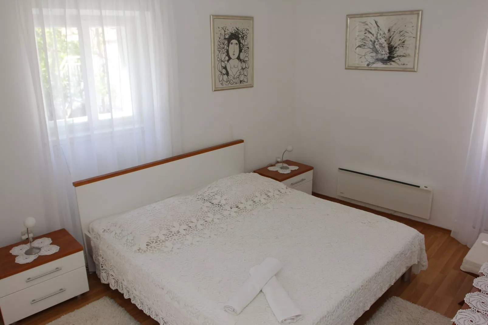 Holiday House Granny Mary - Two Bedroom Holiday Home (ST)-Schlafzimmer
