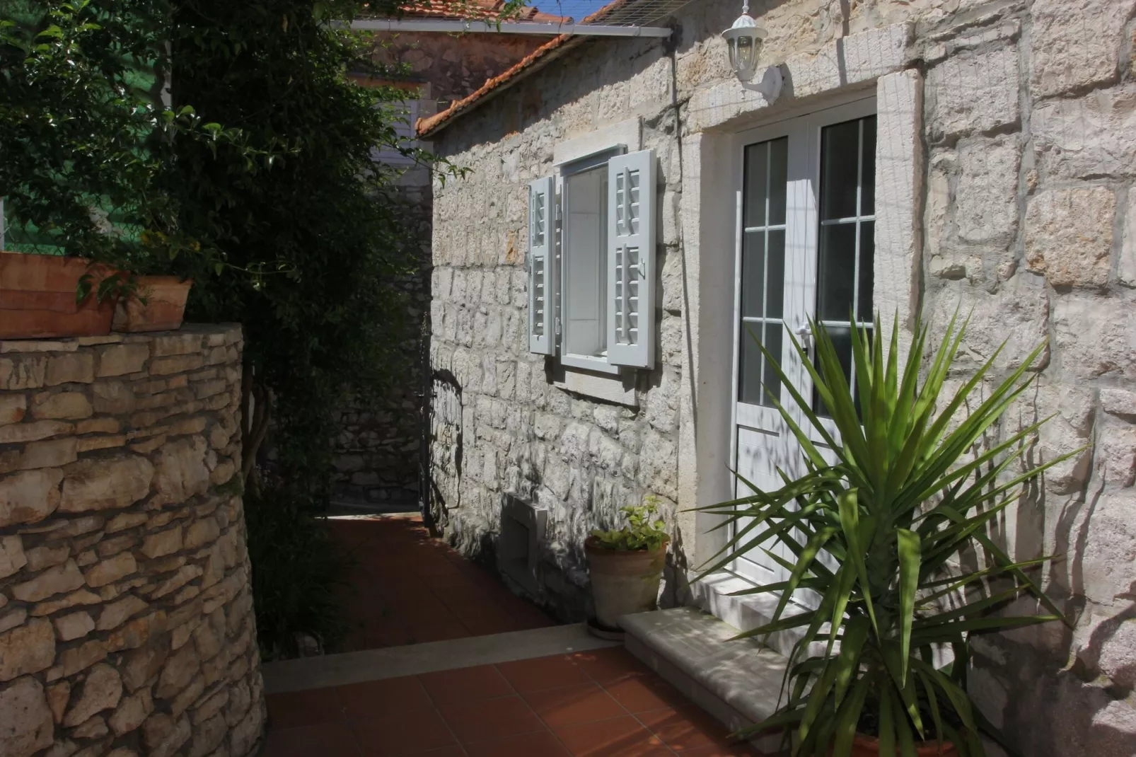 Holiday House Granny Mary - Two Bedroom Holiday Home (ST)