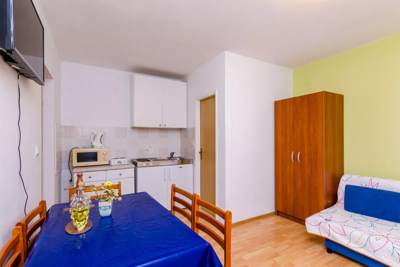 Apartments Glavor - One Bedroom Apartment with Terrace and Sea View (A1)-Küche