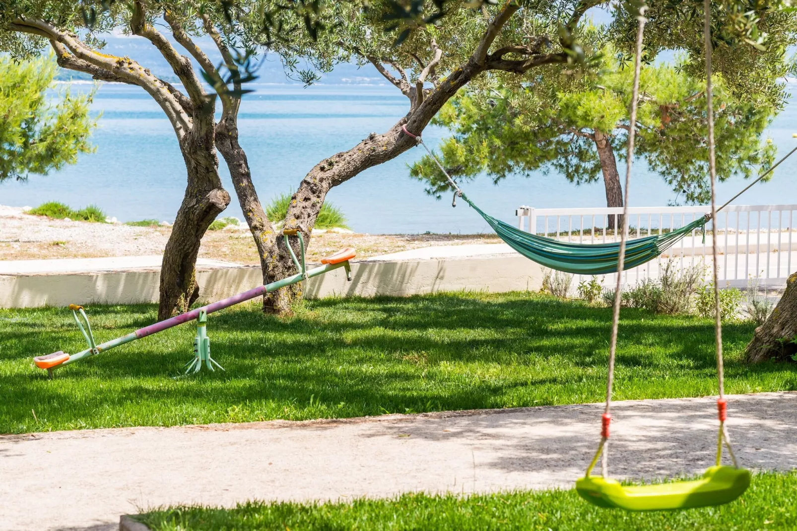 Apartments Glavor - Standard Studio Apartment with Terrace and Sea View (SA2)-Gardens summer