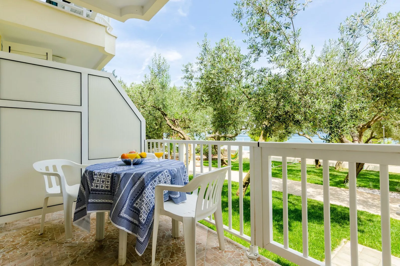 Apartments Glavor - Standard Studio Apartment with Terrace and Sea View (SA2)-Terrace