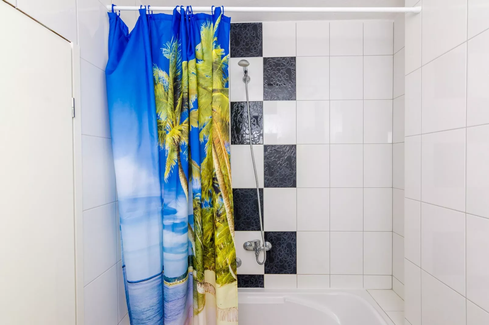 Apartments Glavor - One Bedroom Apartment with Balconies and Sea View (A5)-Bathroom