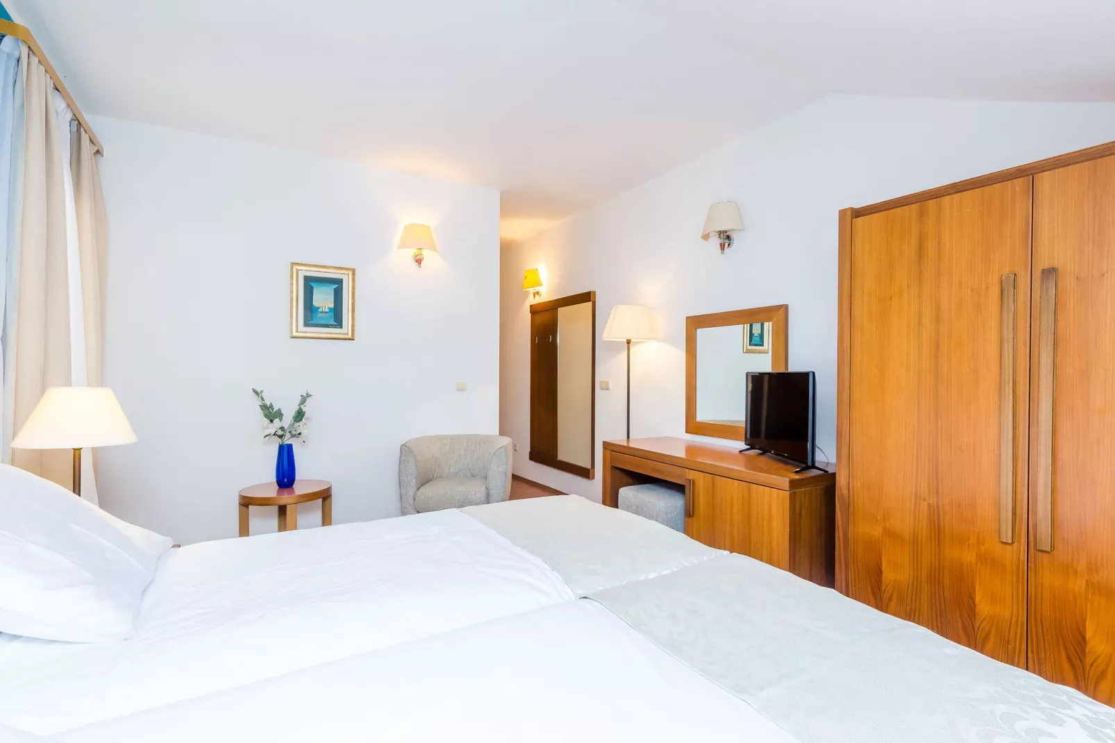 Pansion Srebreno - Double or Twin Room with Balcony and City View 3-Bedroom