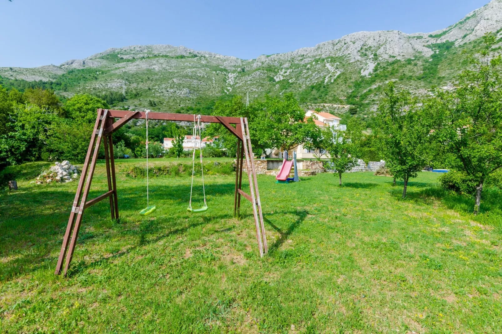 Color Apartments - Standard One-Bedroom Apartment with Terrace and Partial Sea View (Red)-Gardens summer