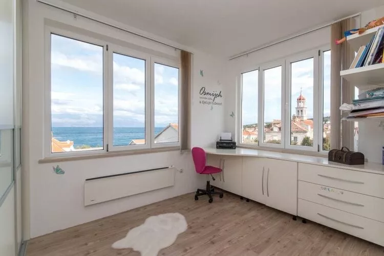 Apartment Marcela - Deluxe Two Bedroom Apartment with Terrace and Sea View-Vue