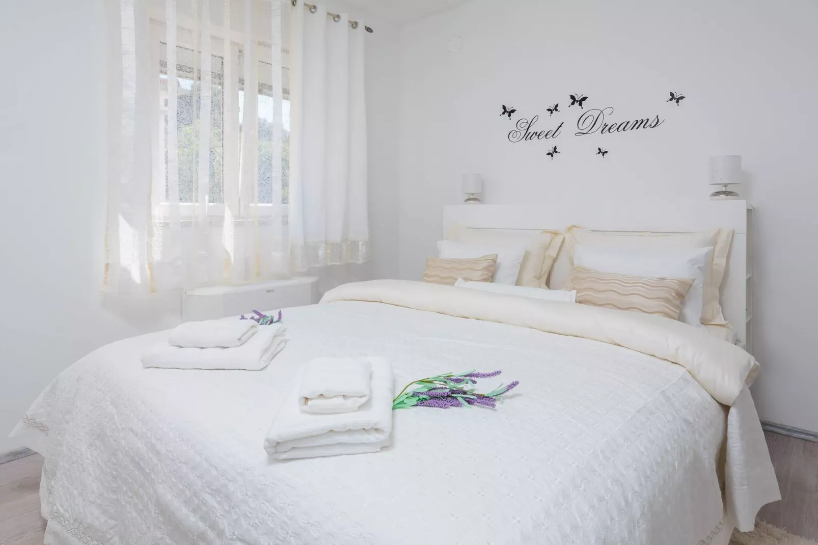 Apartment Lana - Superior Two-Bedroom Apartment with Terrace (A1) (ST)-Chambre