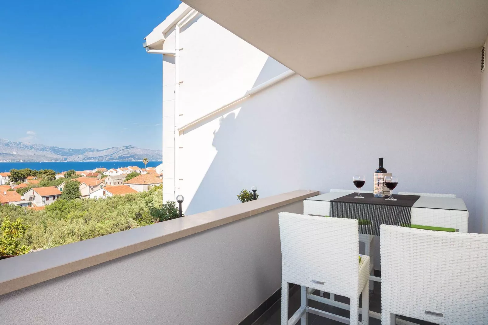 Apartment Lana - Superior Two-Bedroom Apartment with Terrace (A1) (ST)-Terrasse