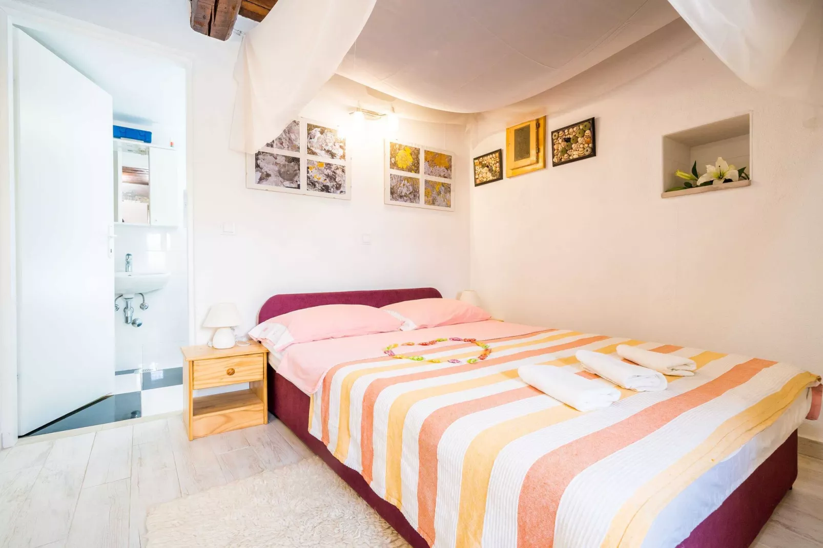 House Kočan-Four Bedroom Villa with Terrace and Swimming Pool-Bedroom