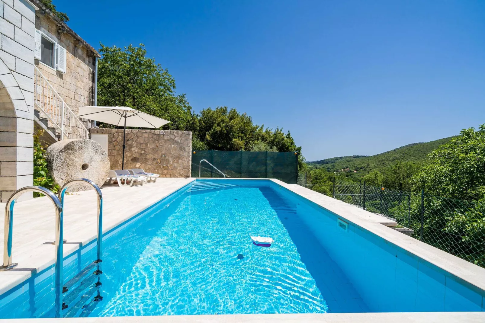 House Kočan-Four Bedroom Villa with Terrace and Swimming Pool-Pool