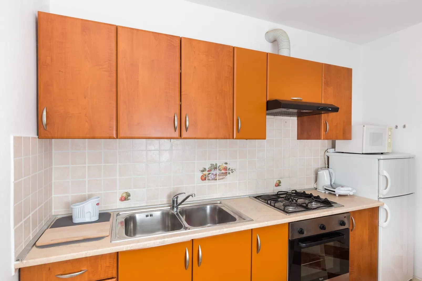 Apartment Brajković - One Bedroom Apartment with Loggia and Sea View-Cuisine