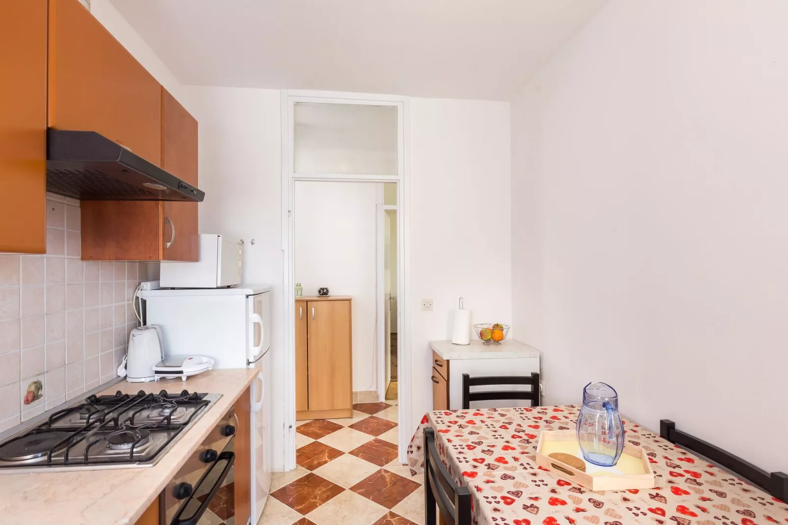 Apartment Brajković - One Bedroom Apartment with Loggia and Sea View-Cuisine