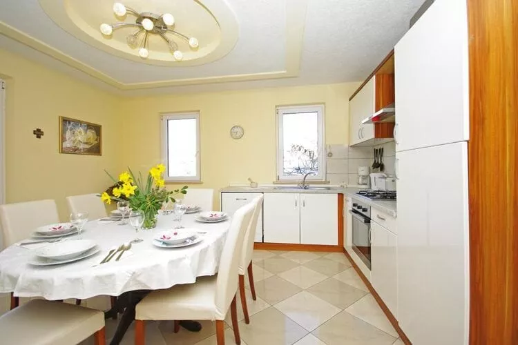 Apartments Villa Rose - Two-Bedroom Apartment with Sea View Terrace-Küche