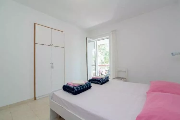 Apartments Boguvila - Two-Bedroom Standard Apartment with Terrace (A6) - (ST)