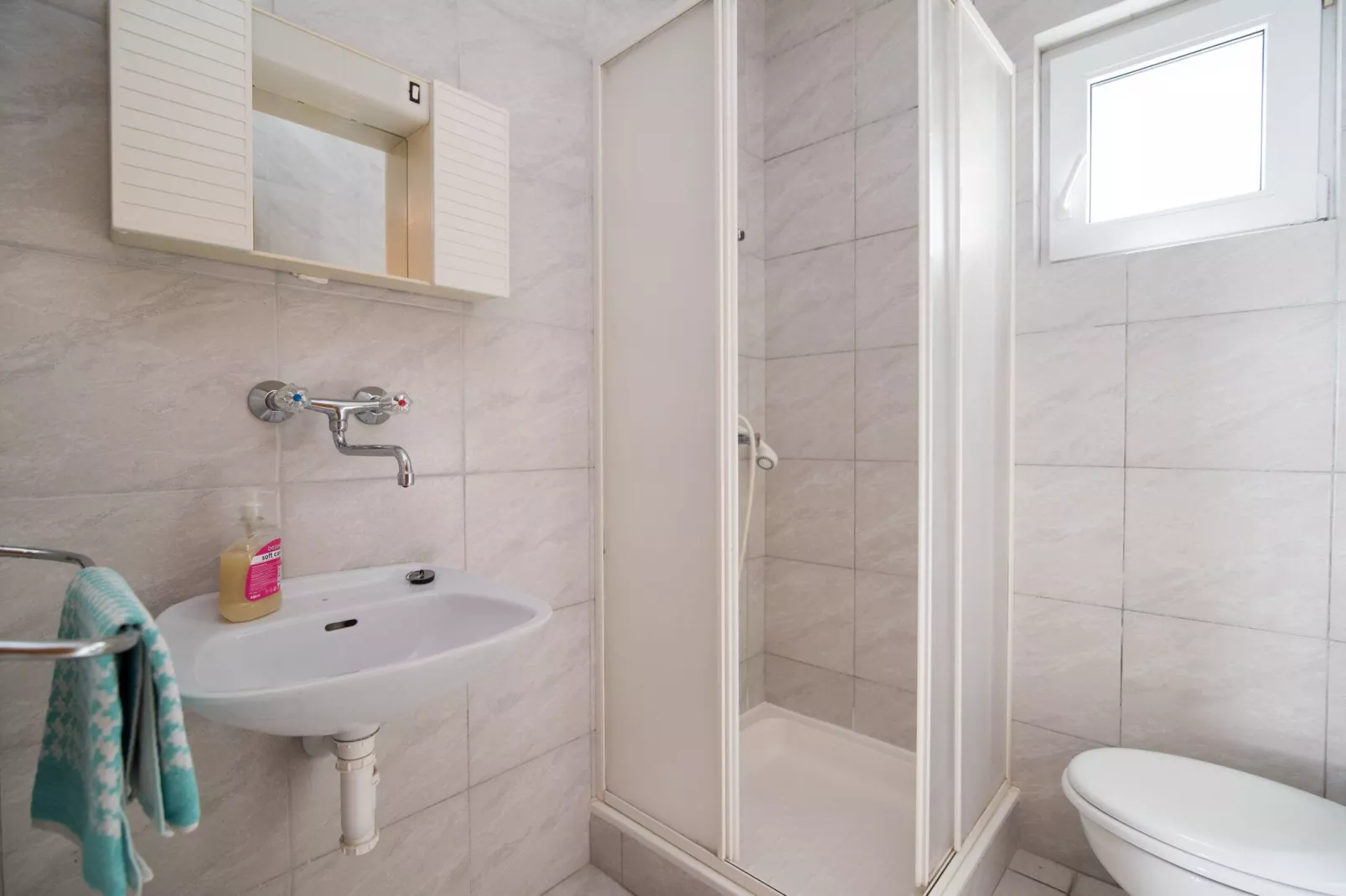 Apartments Pinija - Standard Two Bedroom Apartment with Terraces (A2) - (ST)-Salle de bain