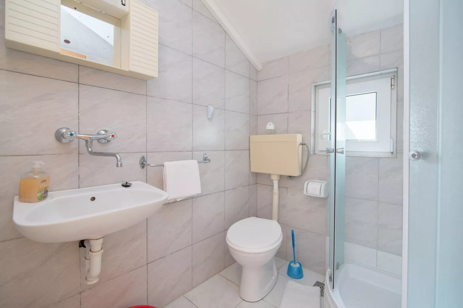 Apartments Pinija - Studio with Terrace (A3) - (ST)-Bathroom