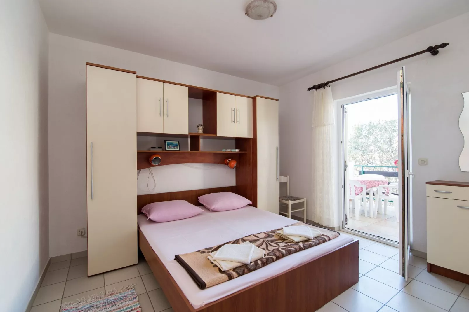 Apartments Pinija - Economy Two Bedroom Apartment with Terrace (A4) - (ST)-Chambre