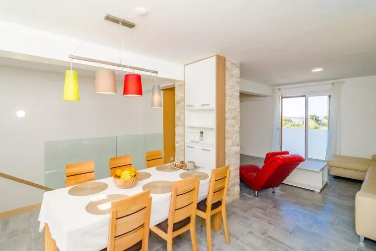 Apartment Lula - Superior Two-Bedroom Apartment with Balcony and Sea View-Salon