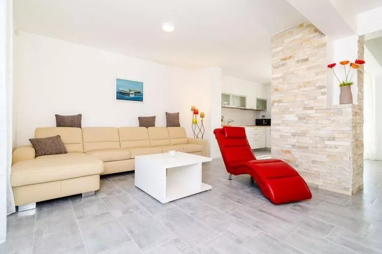 Apartment Lula - Superior Two-Bedroom Apartment with Balcony and Sea View-Salon