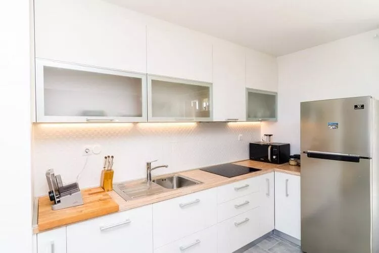 Apartment Lula - Superior Two-Bedroom Apartment with Balcony and Sea View-Cuisine