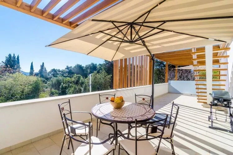Apartment Lula - Superior Two-Bedroom Apartment with Balcony and Sea View-Balcon-terrasse