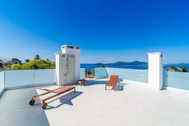 Apartment Lula - Superior Two-Bedroom Apartment with Balcony and Sea View-Extérieur