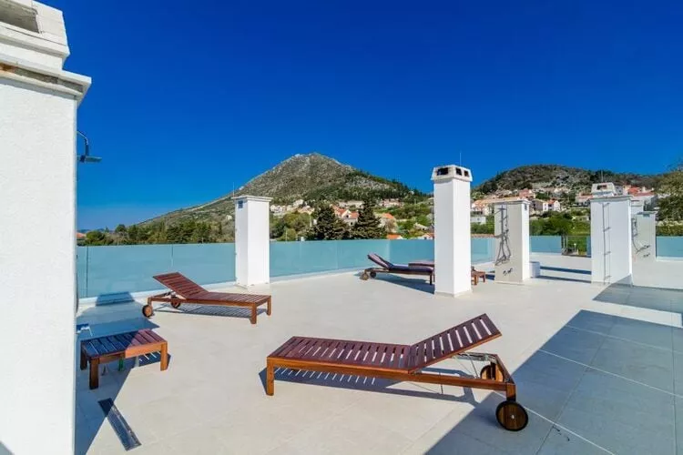 Apartment Lula - Superior Two-Bedroom Apartment with Balcony and Sea View-Extérieur