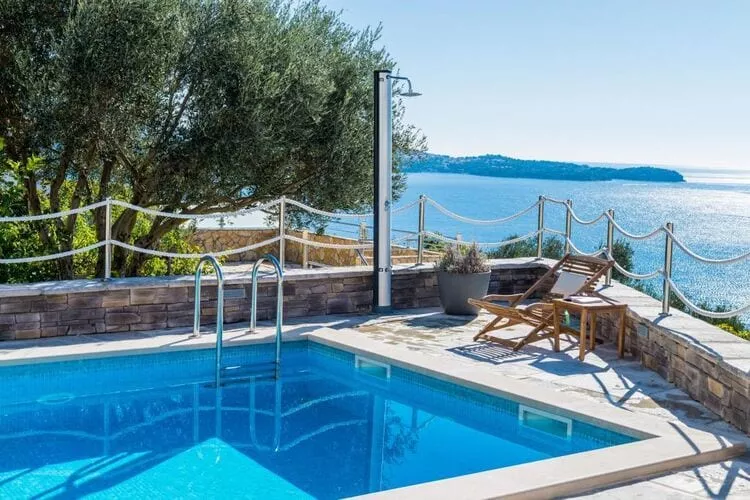 Apartment LaVilla - Two Bedroom Apartment with Balcony and Sea View (Žuti)-Schwimmbad